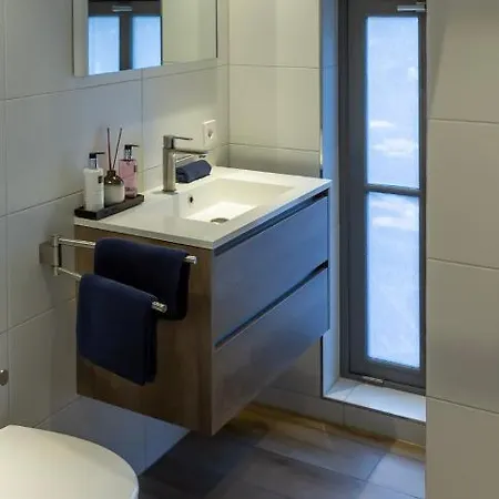 Canal View Отель типа 