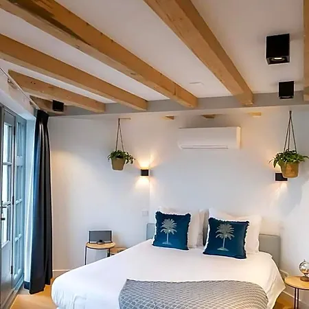 Canal View Bed & Breakfast 4*
